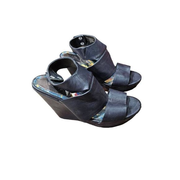 Madden Girl Shoes - Madden Girl Black Wedge Sandals